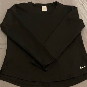 Nike Women's Classic Black Long Sleeve Tee
